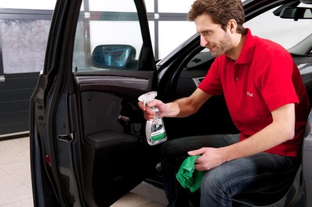 SONAX Płyn do czyszczenia wnętrza samochodu